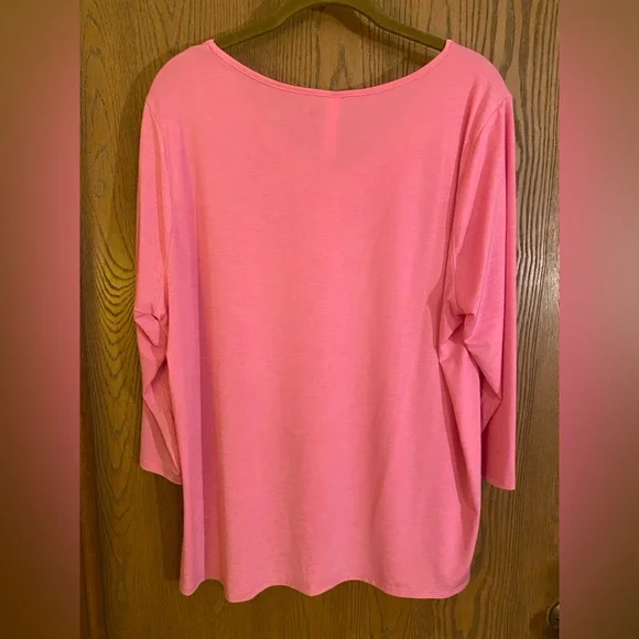 Dear Scarlett - Pink 3/4 Sleeve, V-Neck Top, XL - Picture 2 of 4